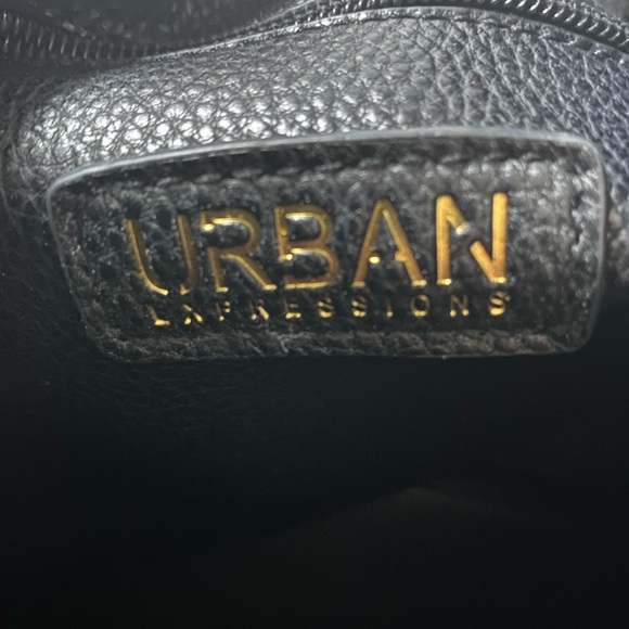 Black Vegan Leather Crossbody Bag - Picture 3 of 10